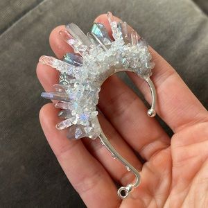 Blue gray quartz crystal ear cuff no pierce earring, iridescent accent